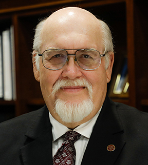 TAMIU president Dr. Pablo Arenaz